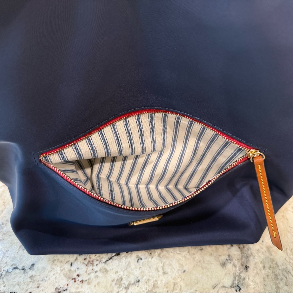 Dooney & Bourke NWT Navy and Brown Canvas Hobo Bag - Picture 5 of 8